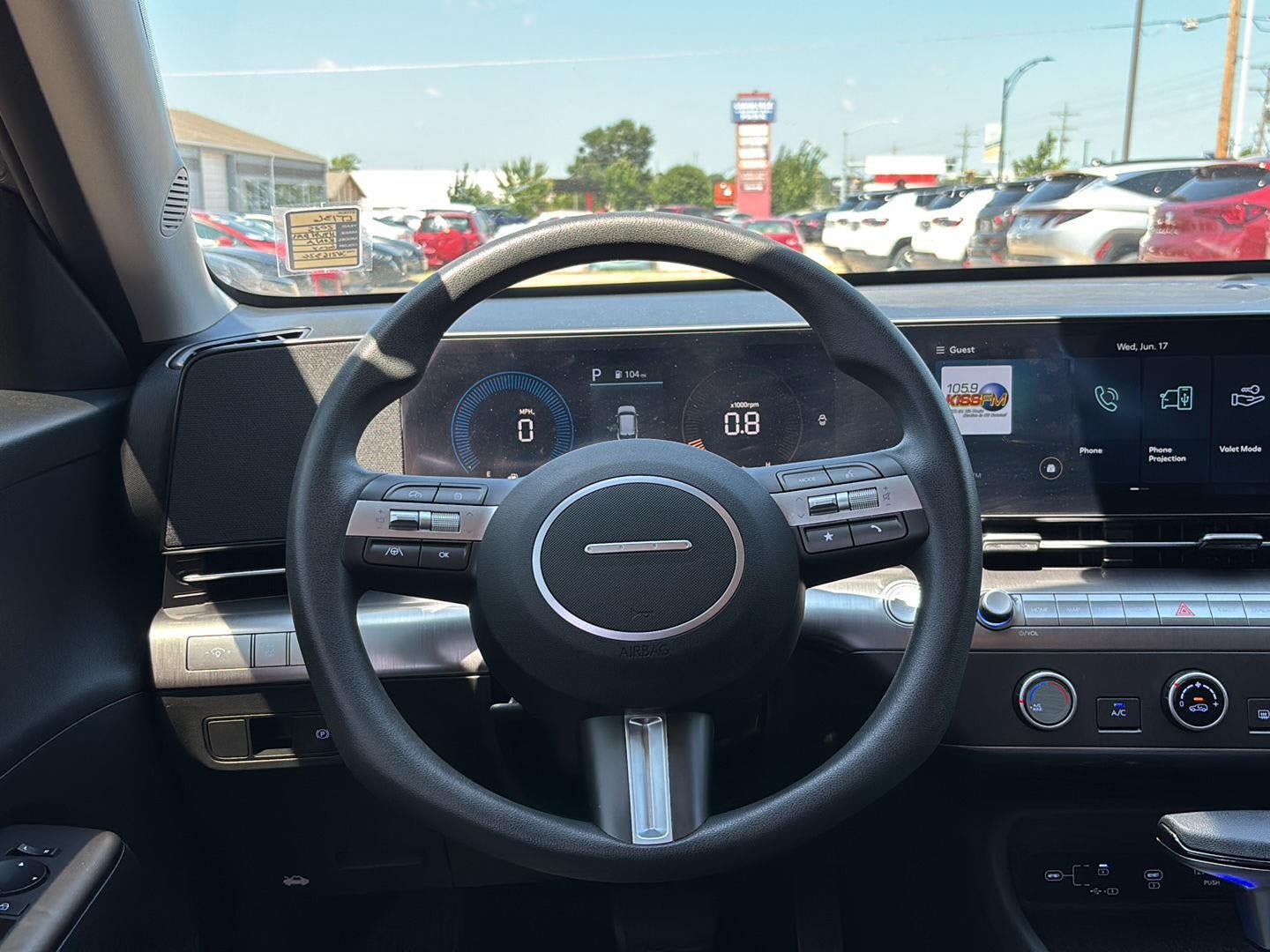 2025 Hyundai KONA SE