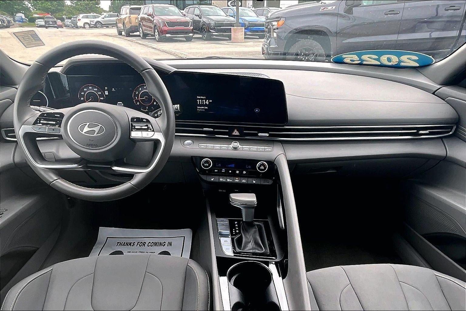 2025 Hyundai Elantra SEL Convenience