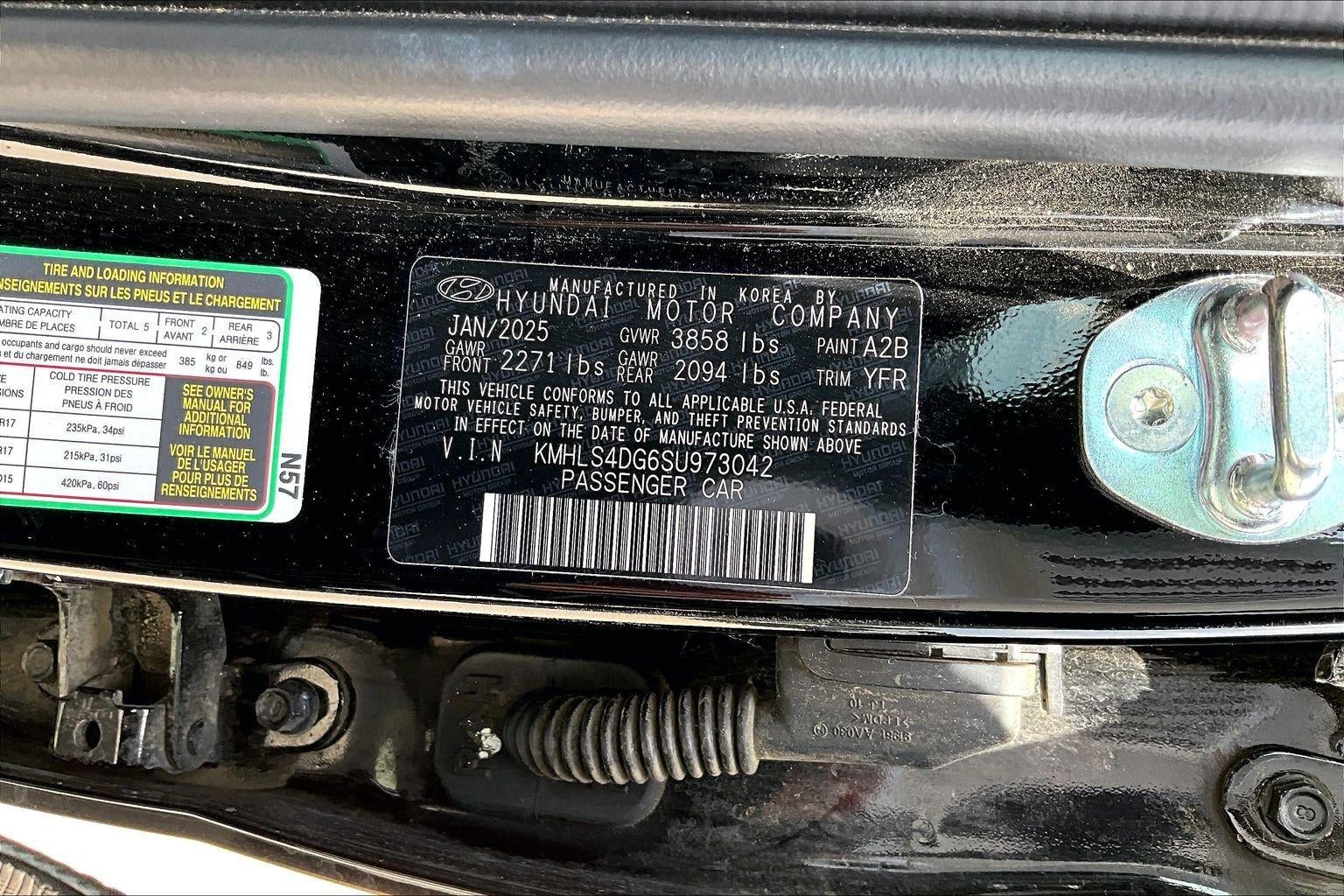 2025 Hyundai Elantra SEL Convenience