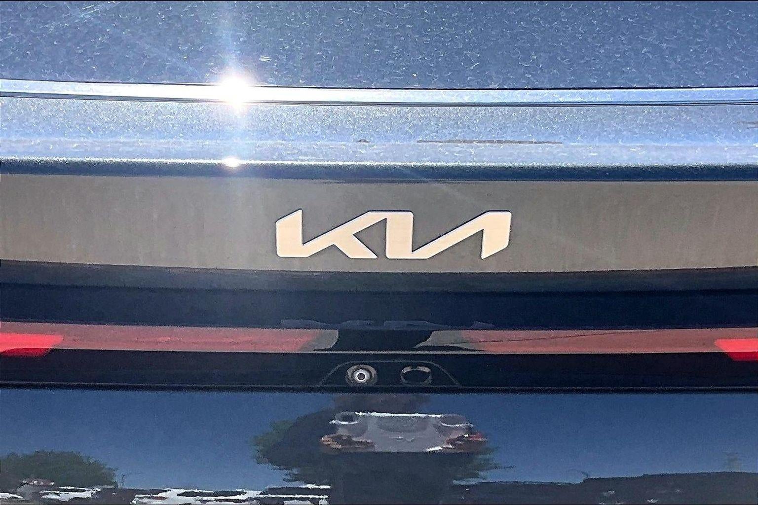 2025 Kia K5 LXS
