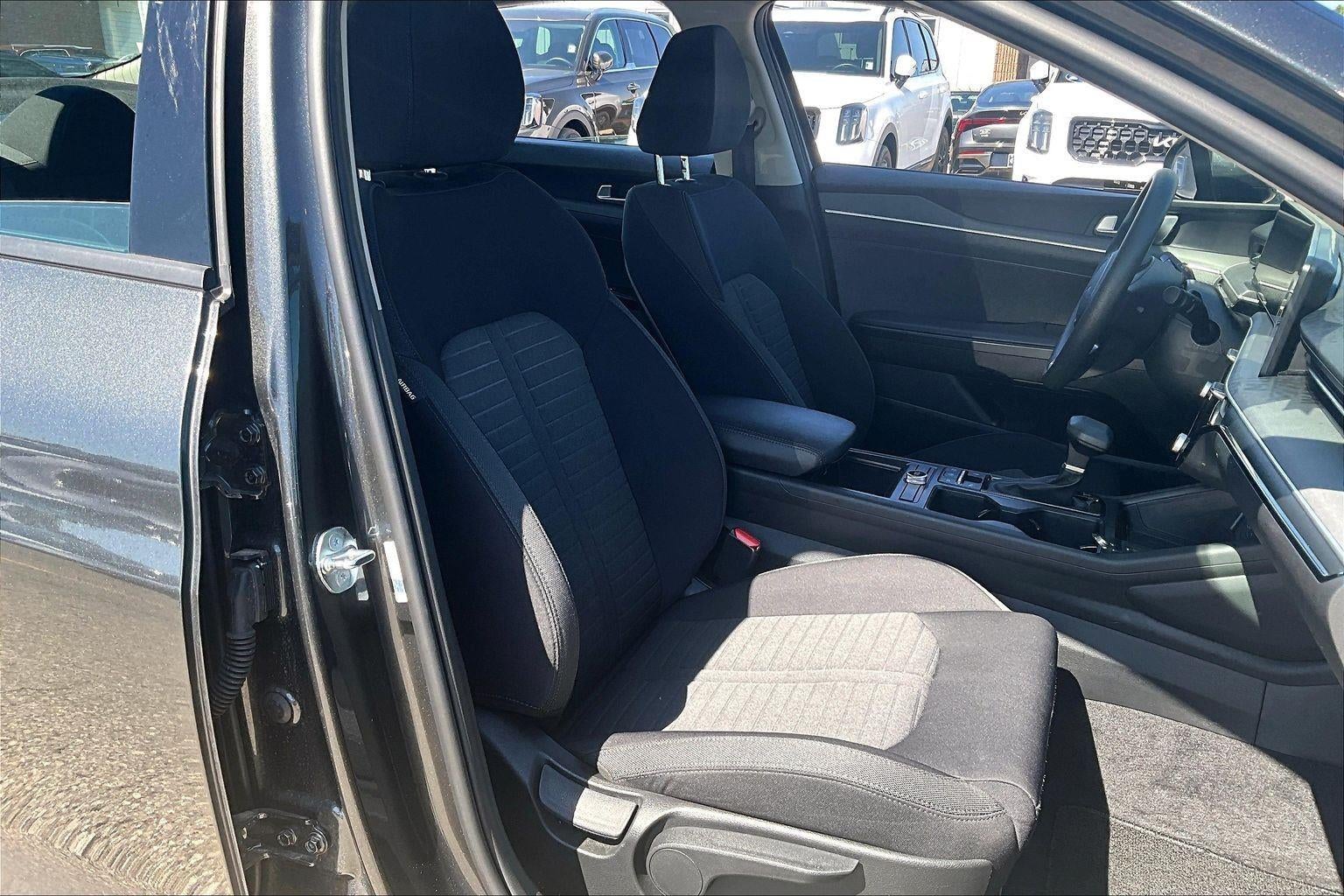 2025 Kia K5 LXS