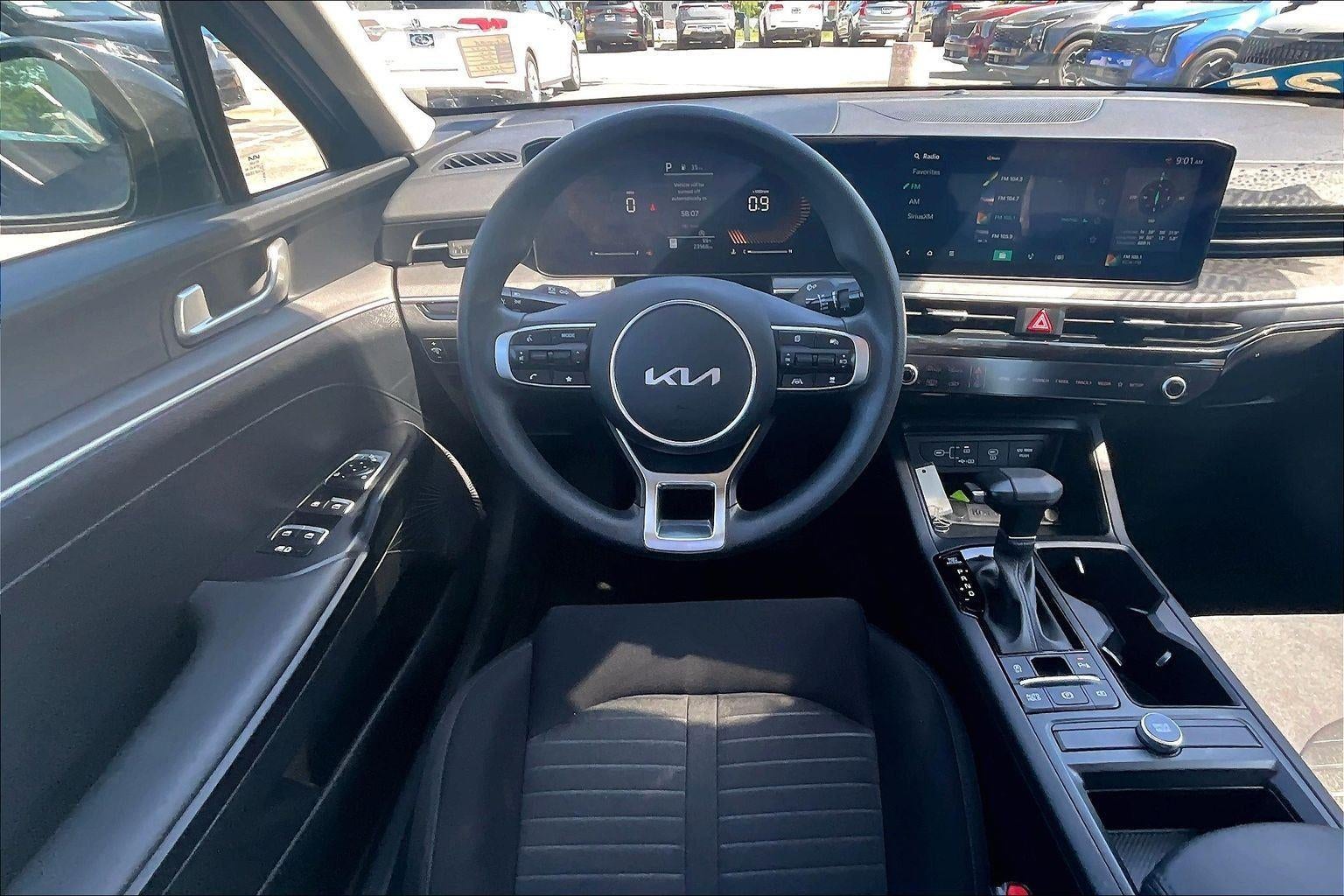 2025 Kia K5 LXS