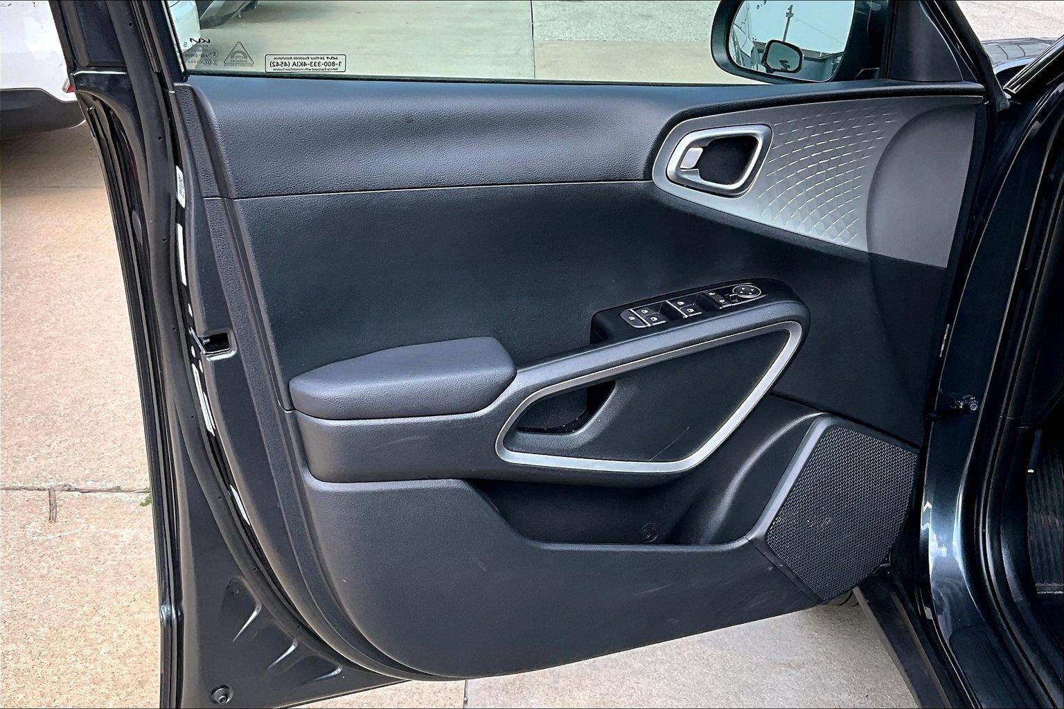 2025 Kia Soul LX