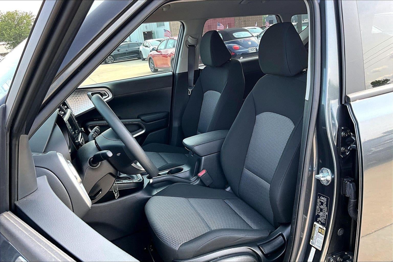 2025 Kia Soul LX