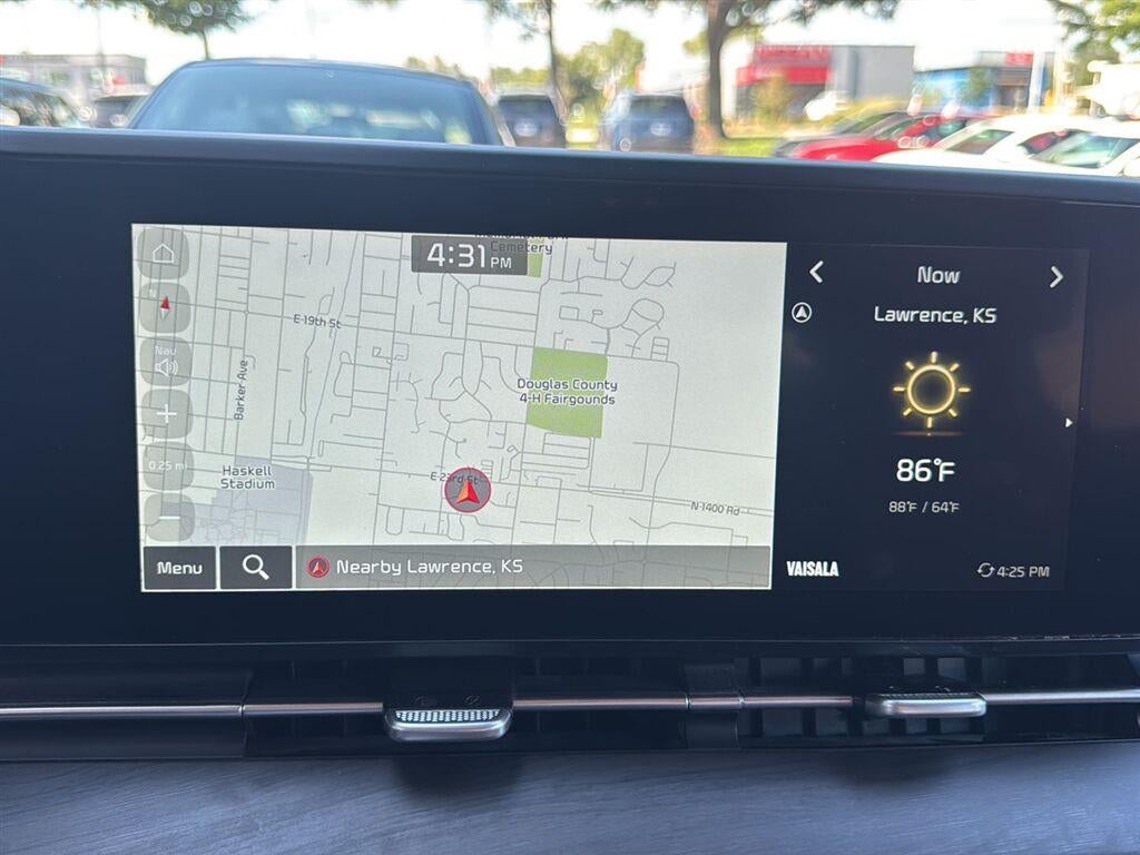 2024 Kia Carnival SX