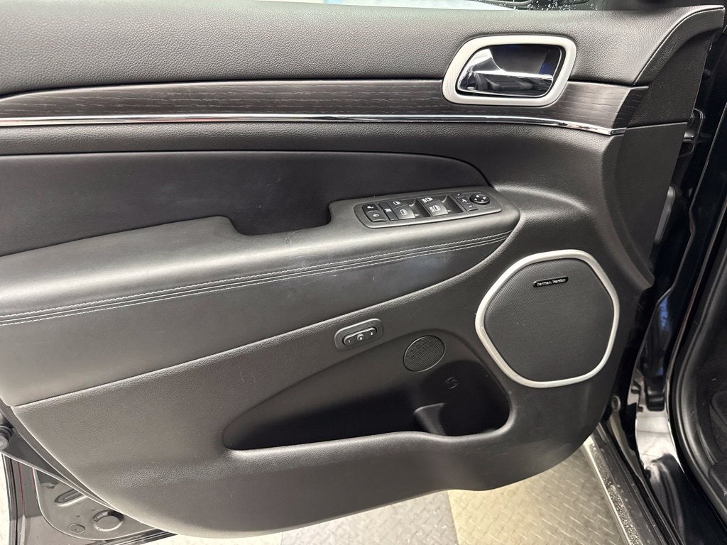 2021 Jeep Grand Cherokee Summit