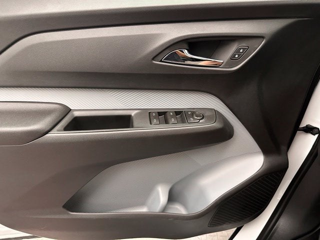 2027 Chevrolet Bolt EV LT