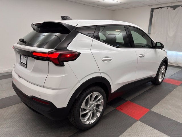 2027 Chevrolet Bolt EV LT