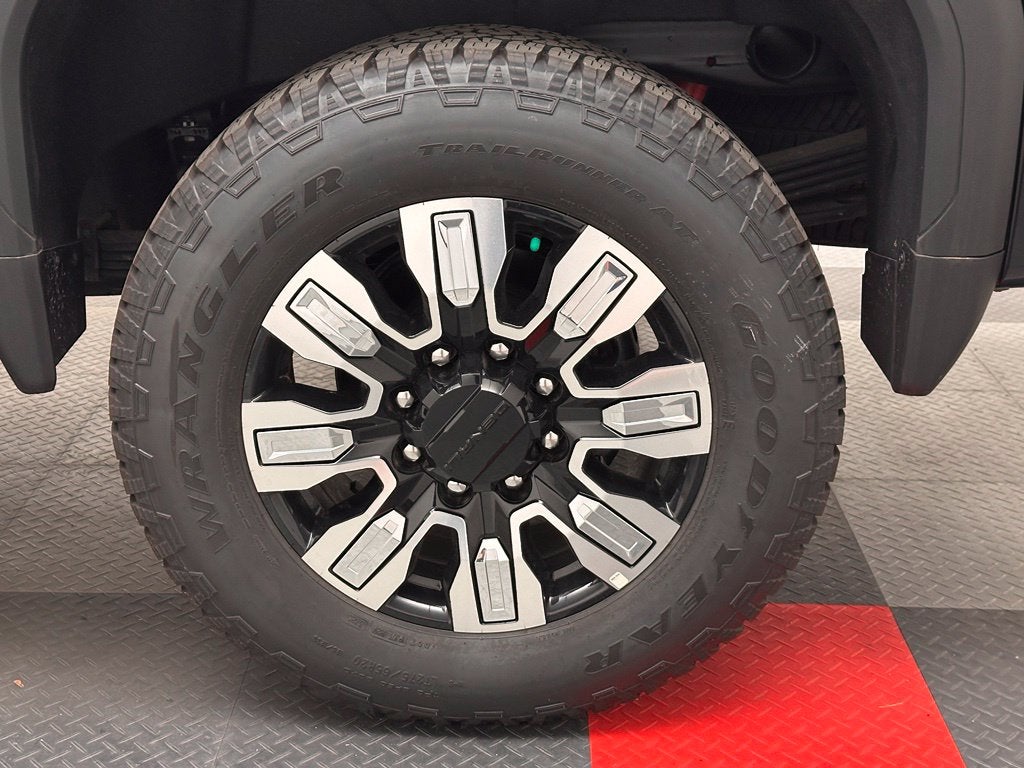 2026 GMC Sierra 2500HD Denali